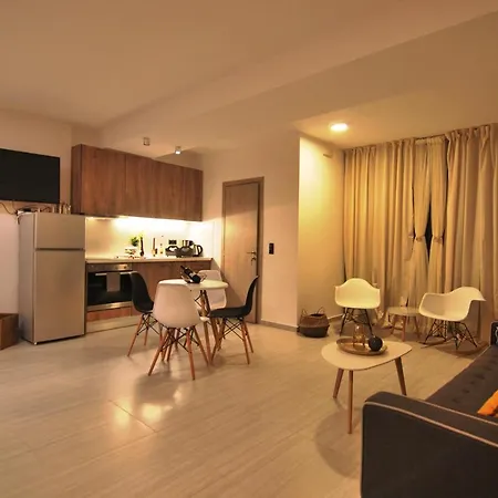 Brand New Cozy Basement * Argostóli